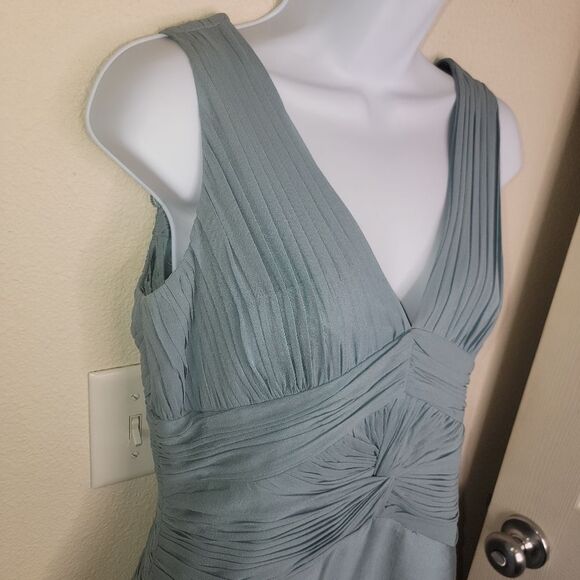 Adrianna Papell Sleeveless Grecian Style V-Neck Silk Dress Size 10 - Picture 6 of 10